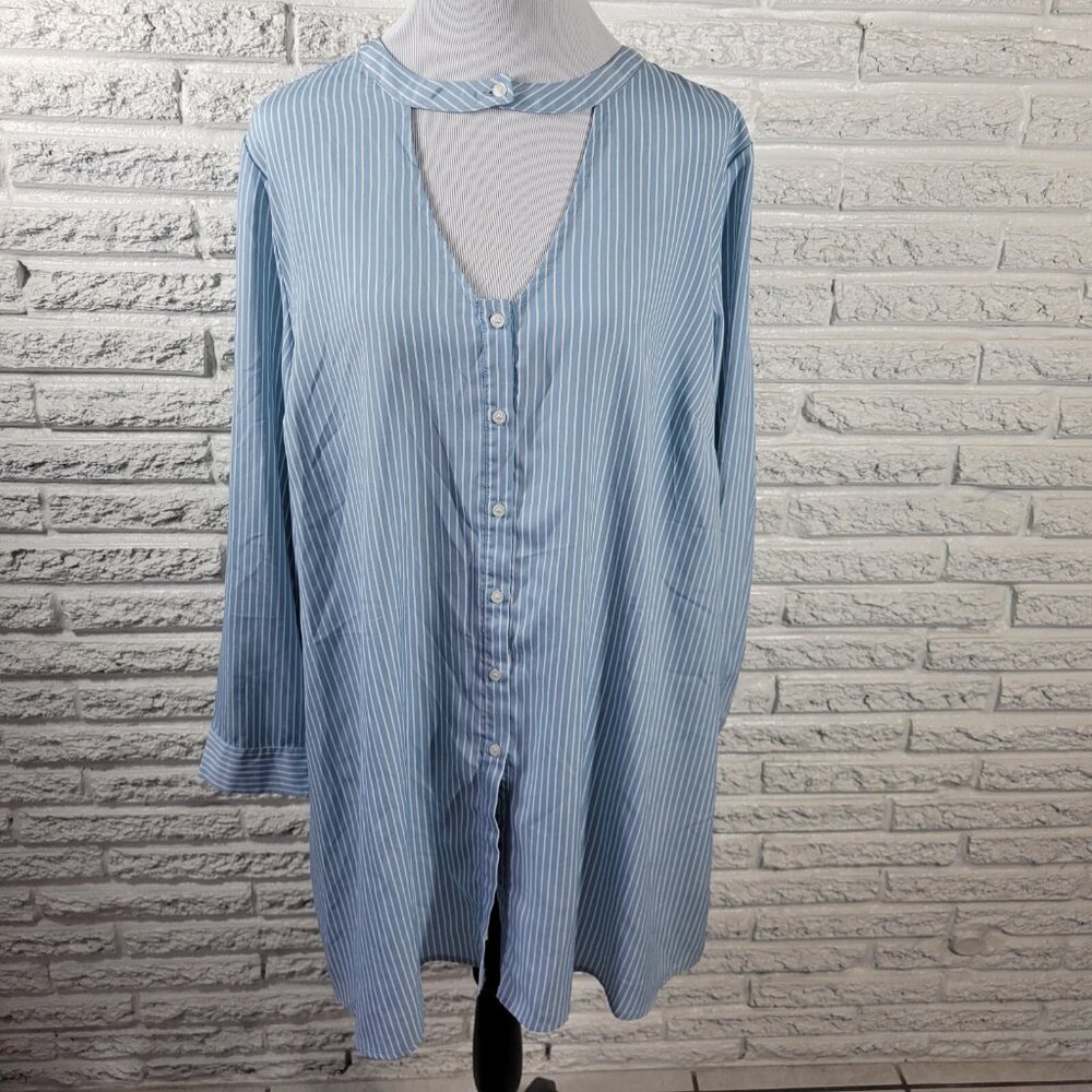 Lane Bryant Embossed Womens Top 18 20 Plus Blue Stripe Lightweight STR73E